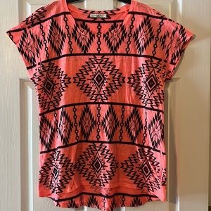 Moa Moa boho women’s short sleeve shirt size small